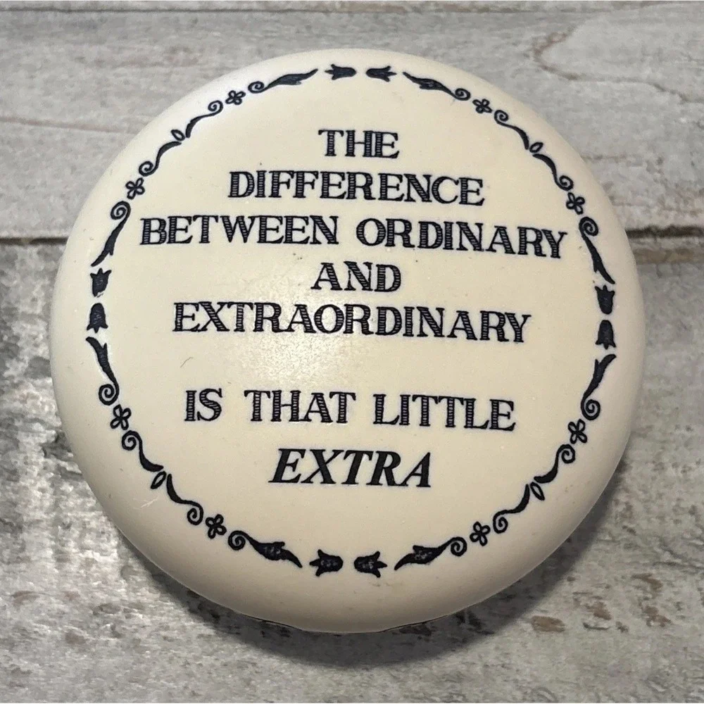Baekgaard paper weight